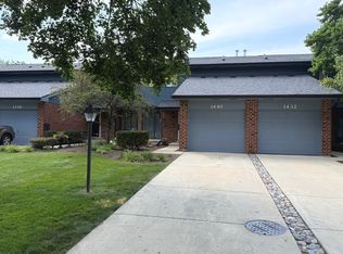 1440 Blackburn St, Wheaton, IL 60189