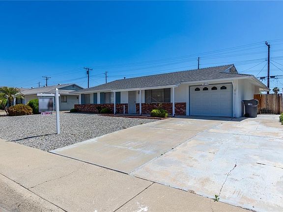 2nd image of 28590 Middlebury Way