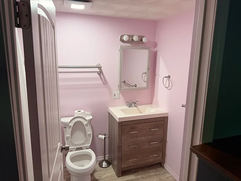 37 Isabelle Dr — Photo 22