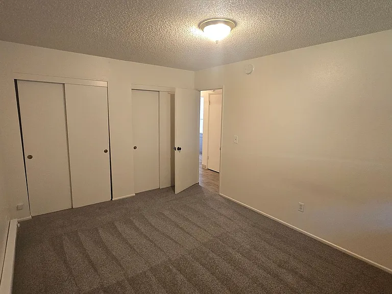 Canterbury Terrace Apartments — Photo 21