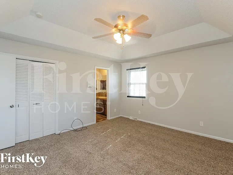 12309 E 59th St — Photo 9