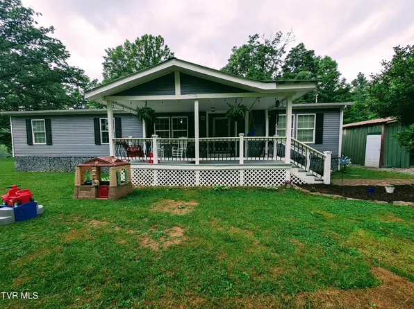 1212 Crooked Br, Haysi, VA 24256