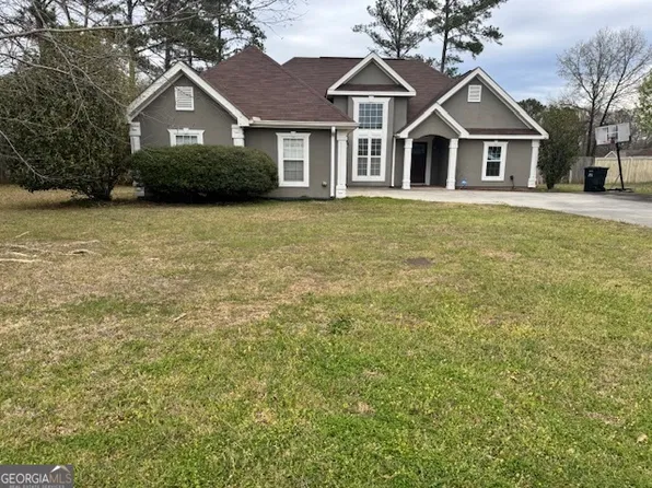110 Saint George Pl, Byron, GA 31008