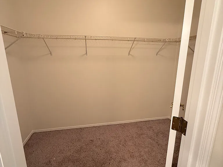 10669 SW Adele Dr — Photo 23