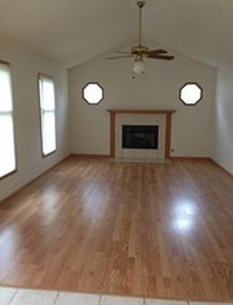 2nd image of 16724 W Saddlewood Dr
