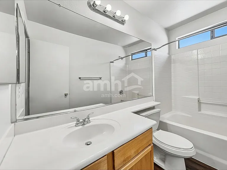 6217 W Warner St — Photo 14