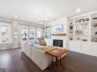 217 Napa Dr, Woodstock, GA 30188