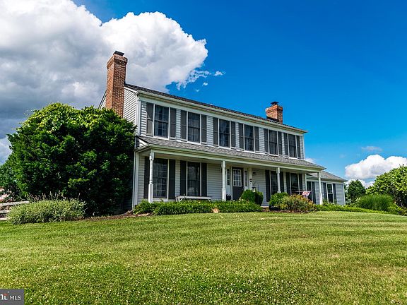 4th image of 31 Horseshoe Ln
