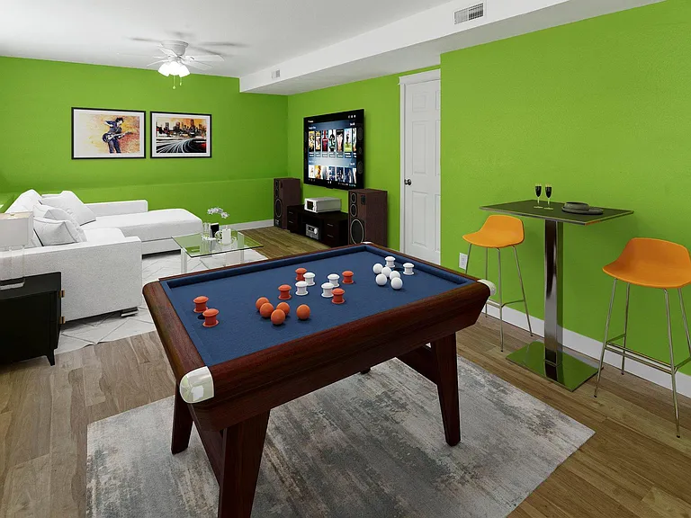4th room - Green, downstairs