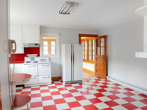 Another kitchen view