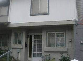 215 N Temple Dr, Milpitas, CA 95035