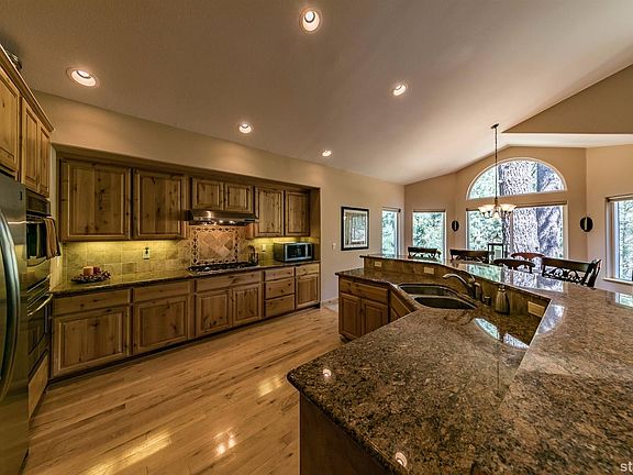 5th image of 1841 Haidas Cir