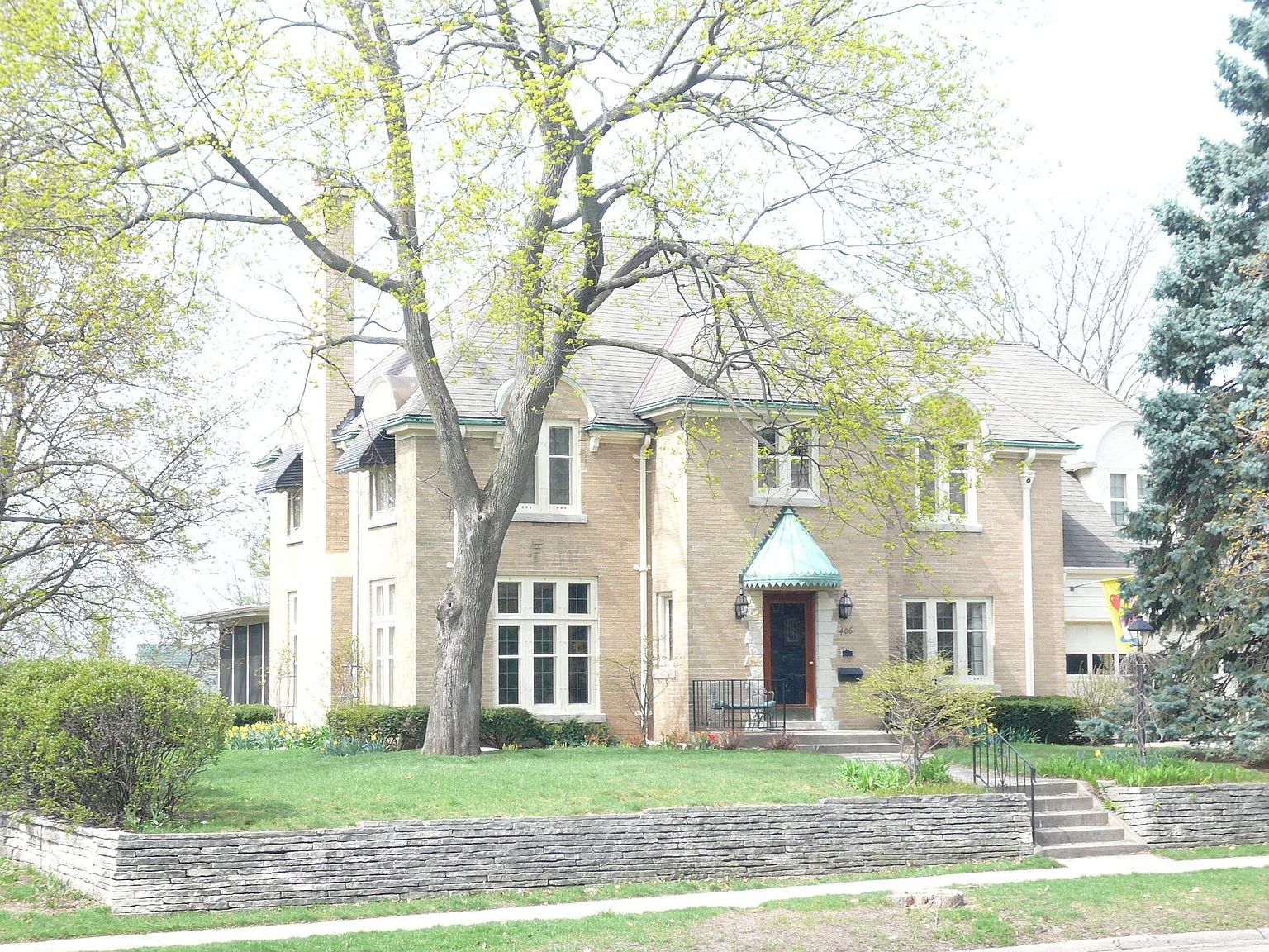 406 S East Ave, Waukesha, WI 53186 Zillow