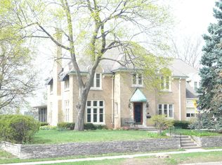 406 S East Ave, Waukesha, WI 53186