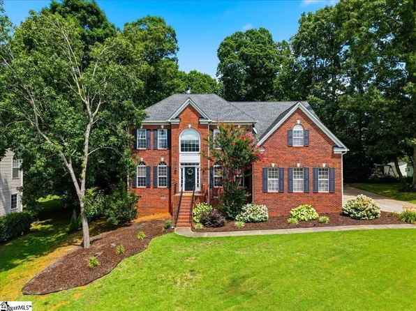 139 Carsons Pond Dr, Simpsonville, SC 29681