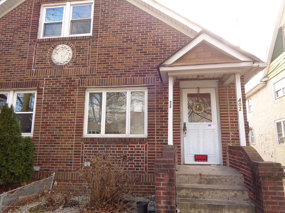 1st image of 402 Cromwell Ave