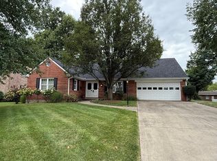 99 Thompson Ave, Fort Mitchell, KY 41017