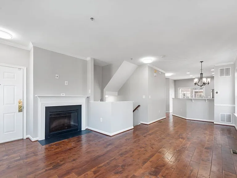 5529 Lanier Ave #359 — Photo 10