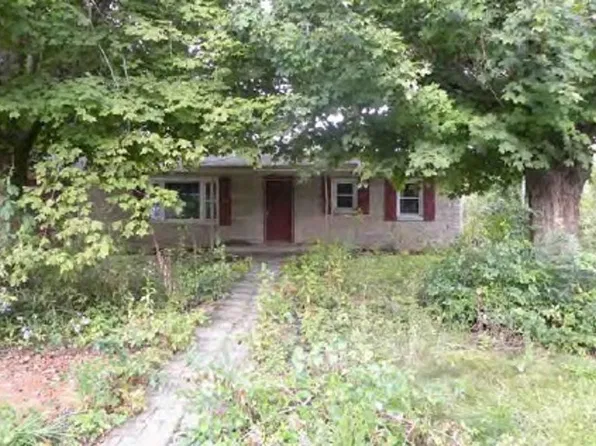 265 N High St, Greensboro, IN 47344
