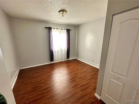 2nd image of 109 Elm St