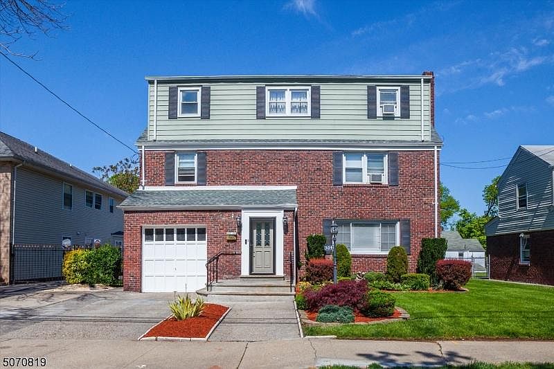 1st image of 302 Highland Ave