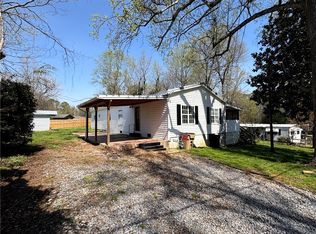 440 Cherry St SE, Acworth, GA 30102
