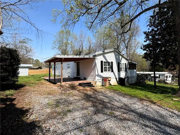 440 Cherry St SE, Acworth, GA 30102