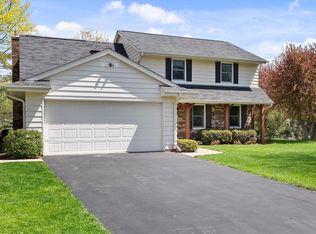 3124 W Joliet Ct, Mequon, WI 53092