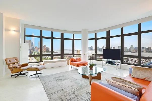 Rented by Compass | media 7