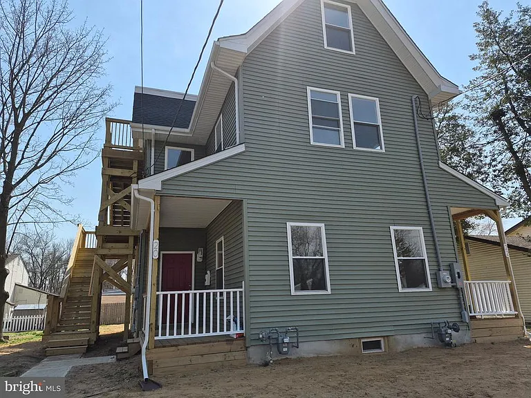20 Pine St — Photo 12