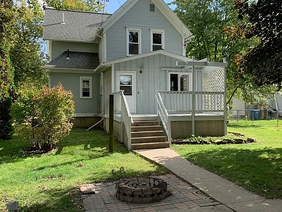 3rd image of 704 4th Ave