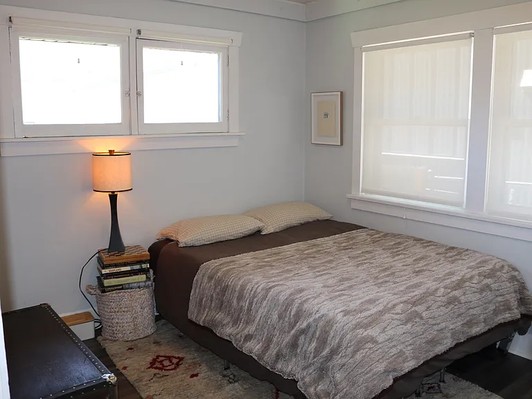 1010 E Elm Ave — Photo 15