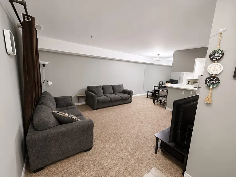 22247 Atlantic Pointe — Photo 3