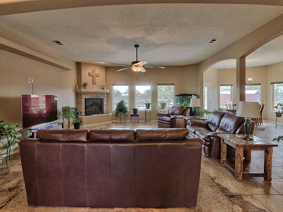 5th image of 350 Spencer Ln