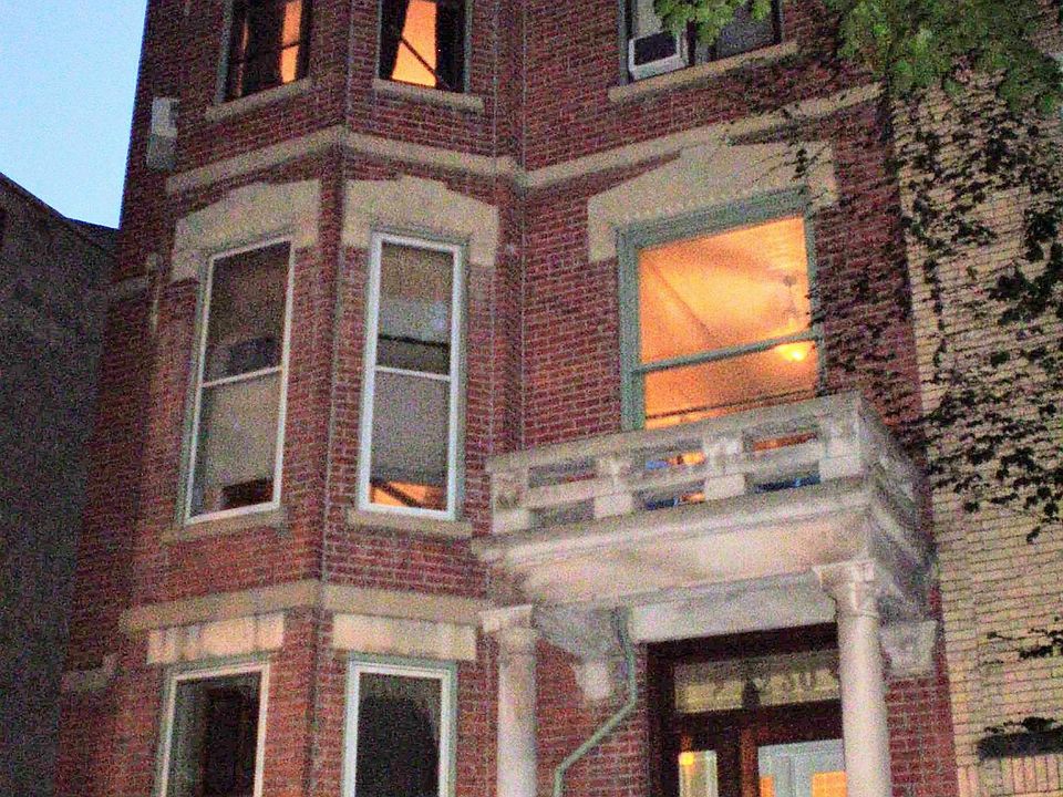 1st image of 2230 N Bissell St #3