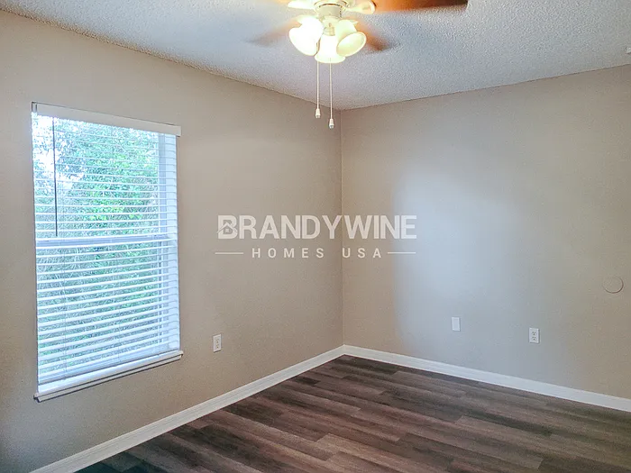 2564 Courtland Blvd — Photo 39