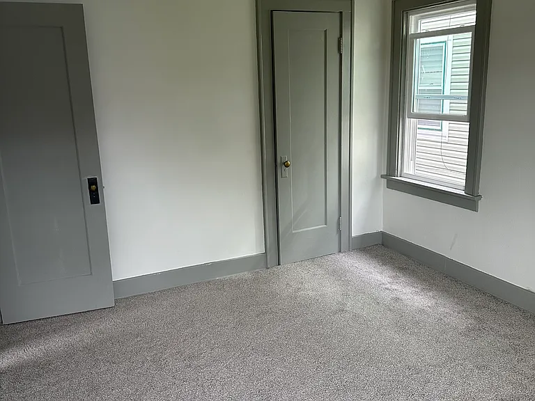 211 Sanders Rd — Photo 10