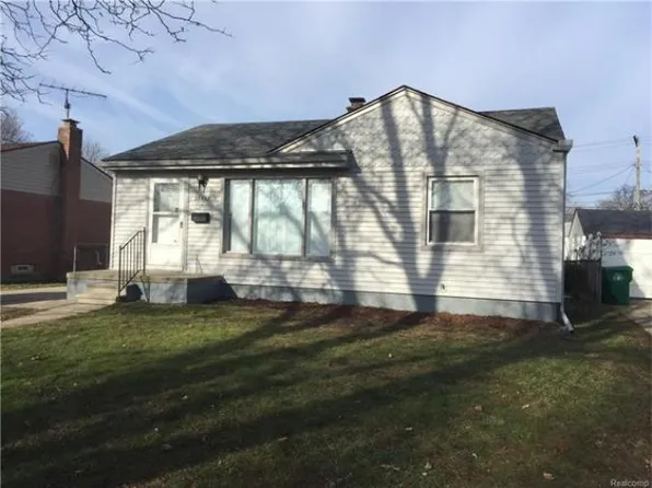 28458 Rosslyn Ave, Garden City, MI 48135
