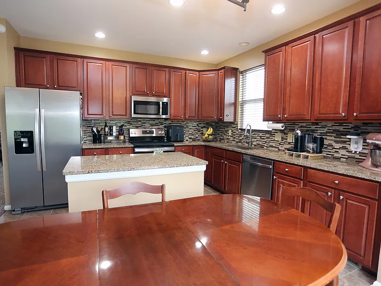 2502 Raven Ridge Dr — Photo 16