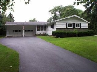 1313 Calkins Rd, Pittsford, NY 14534