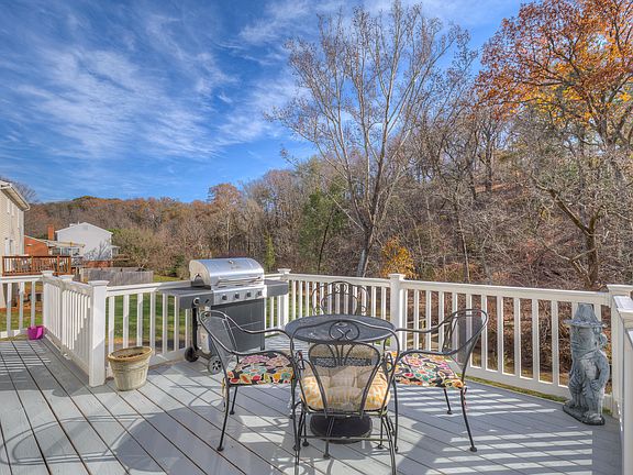 5th image of 3126 Garst Cabin Dr