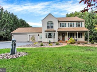 1120 Hoff Rd, Hanover, PA 17331