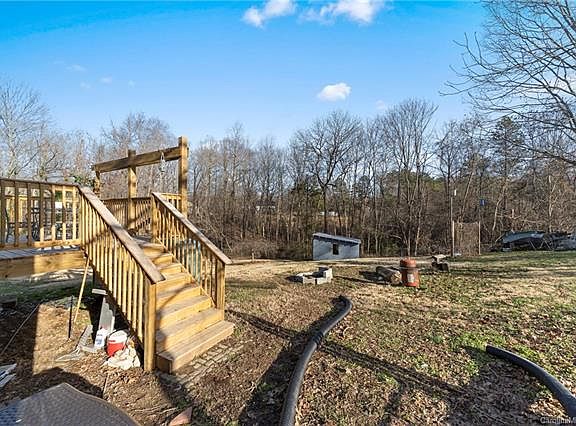 4th image of 5208 Teakwood Dr