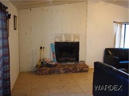 4th image of 1785 Newberry Dr