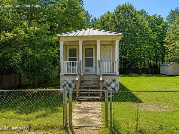 5505 Peacock St, Ocean Springs, MS 39564