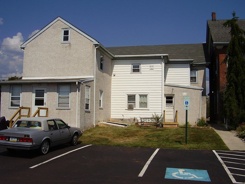 Rear kitchen entrance