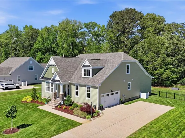 220 Royal Birkdale, Smithfield, VA 23430