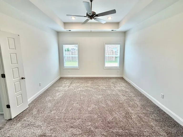 5301 Douglas Dr — Photo 5