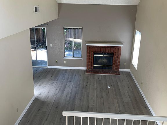 5th image of 2956 Carrington Ct