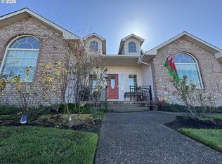 1256 Frogs Leap Ln, Eugene, OR